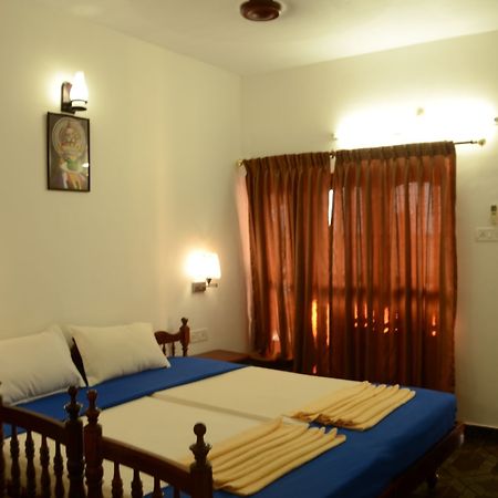 Hotel Sea View Palace - The Beach Hotel, Kovalam Exterior foto